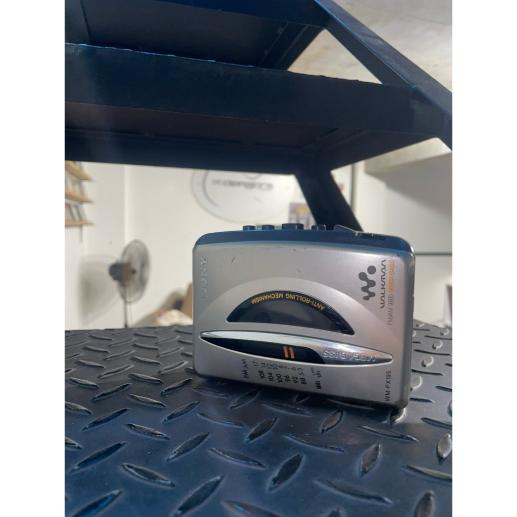 Walkman Sony WM-FX195
