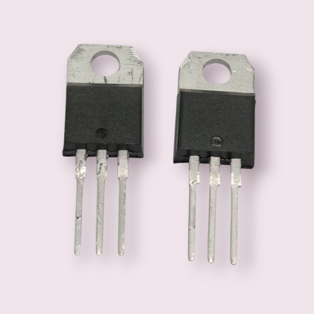Triac BTA12,BTA 12