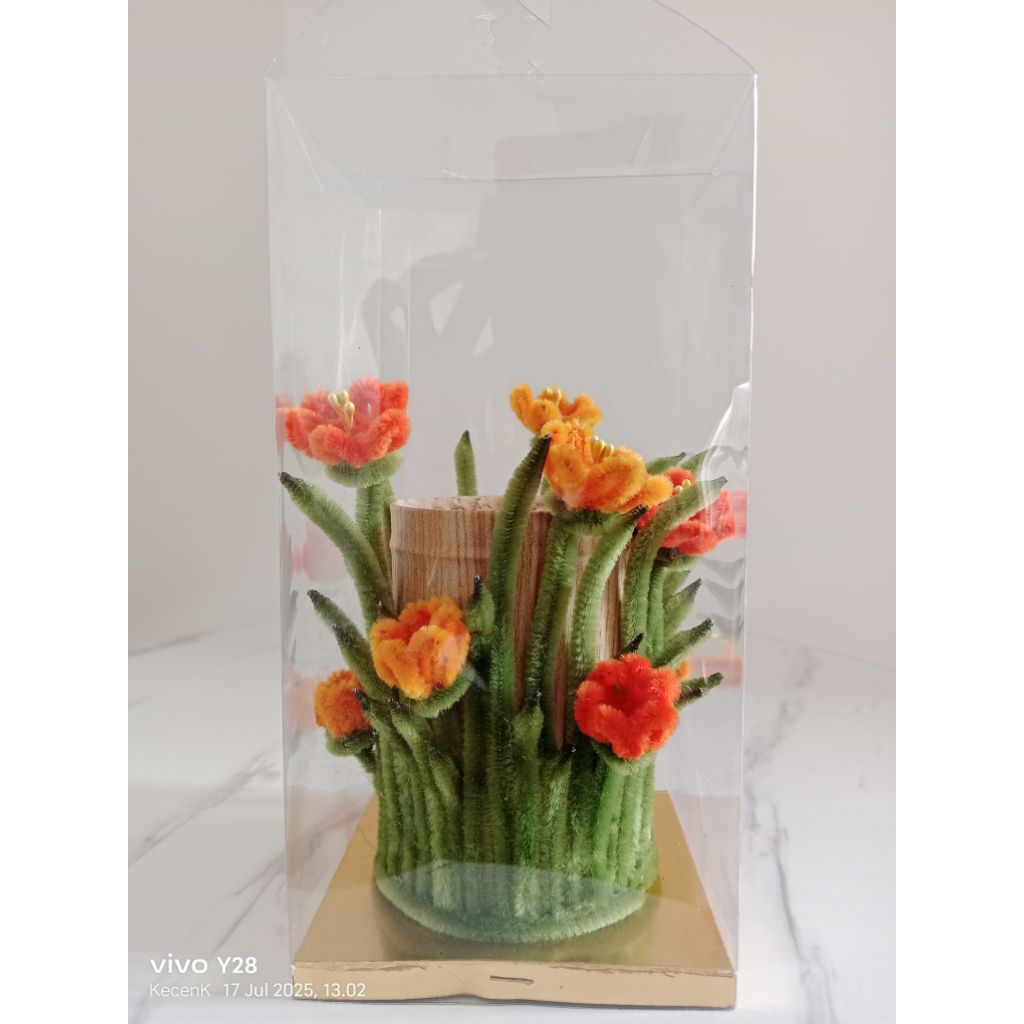 

Pen Stand Craft Bunga