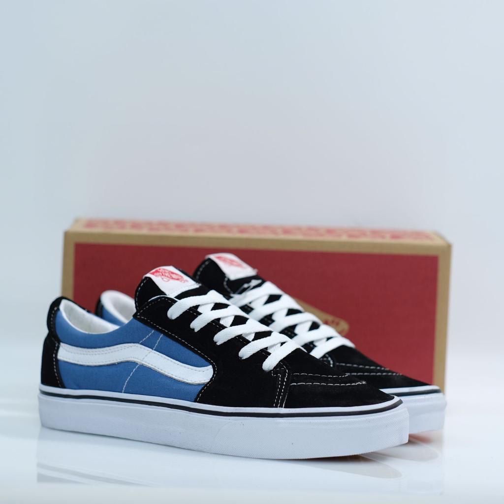 SK8 LOW NAVY BLUE BNIB