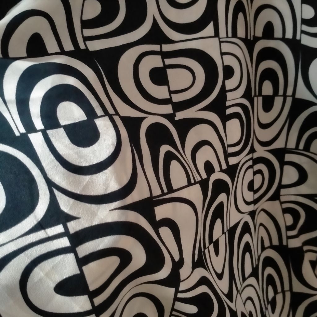 Kain Diamond crepe/Kain diamond/Kain crepe/ kain diamond premium...harga tertera/setengah mtr (0,5 m