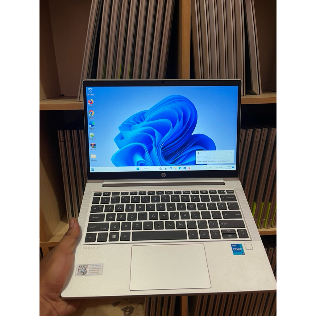 hp probook 430 G8 i5gen11 8/256GB IRIS XE 13’3