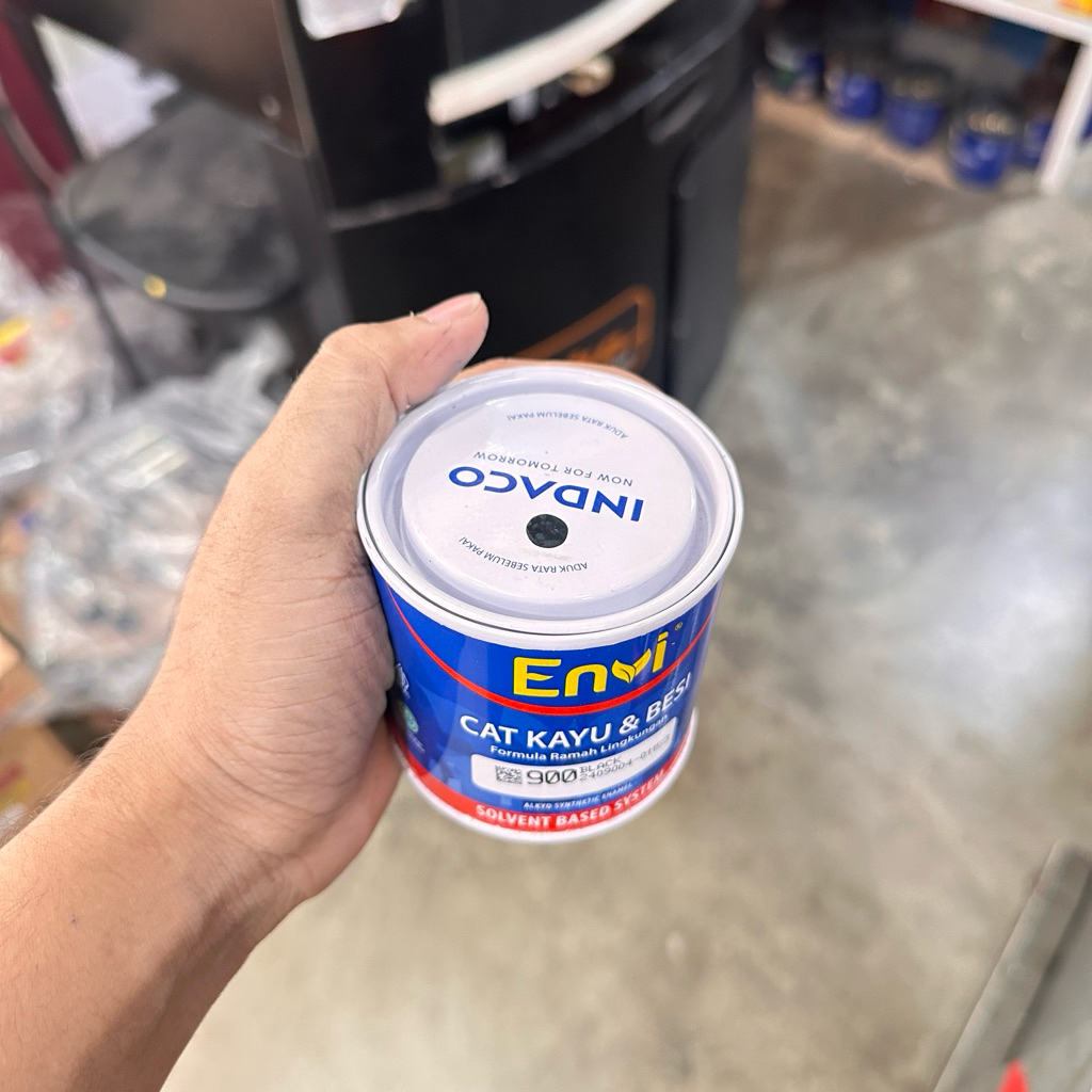 

ENVI Cat minyak kayu dan besi warna hitam 200cc