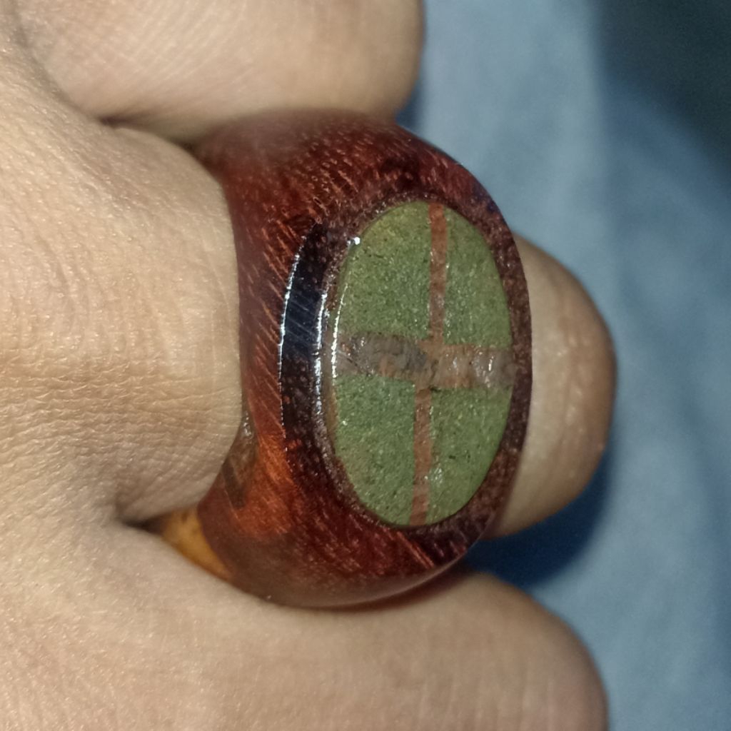 Tapak Jalak Aceh Mode Lintang urat merah