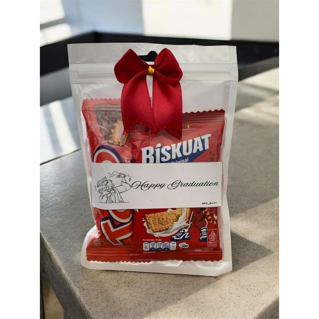 

(PROMO) Mini gift snack Merah/Mini gift/Mini gift snack/Mini hampers/Hampers snack/mini gift snack termurah