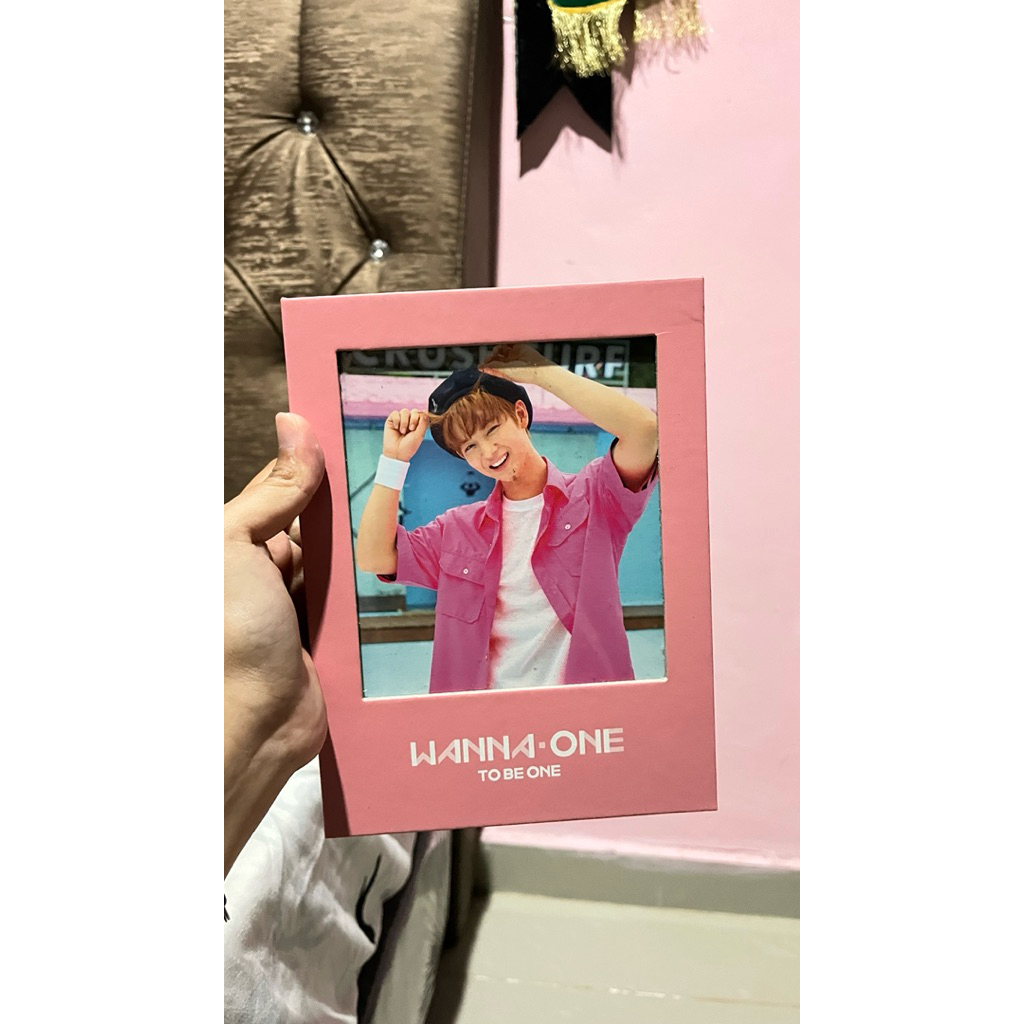Album WannaOne to be one pink baejin set