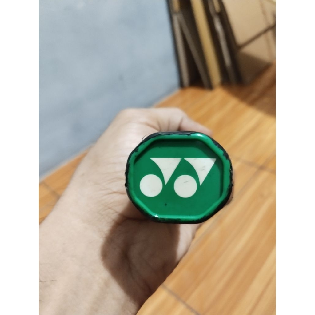 YONEX CARBONEX 8000 LIGHT