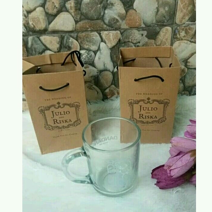

Paperbag CUSTOM tempat gelas 7*7*12cm /gelas souvenir/souvenir wedding/souvenir hajatan