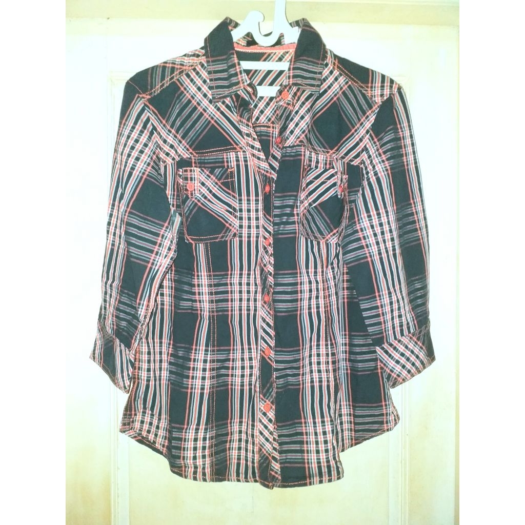 Atasan Blouse Kemeja Kaos Lengan Panjang Fit to Body by DUST