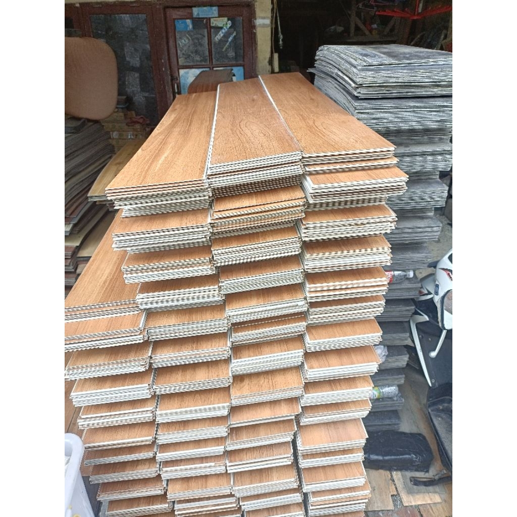 parket lantai