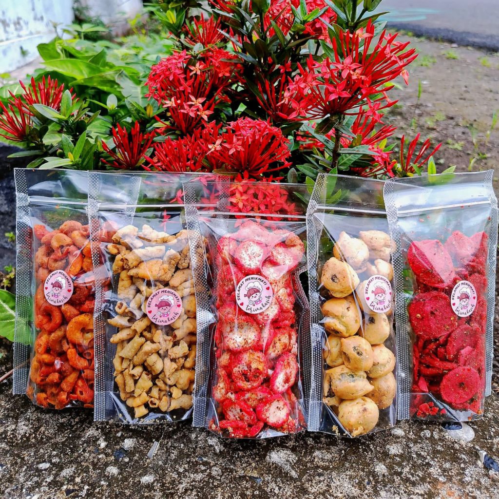 

snack pouch viral pedas asin manis