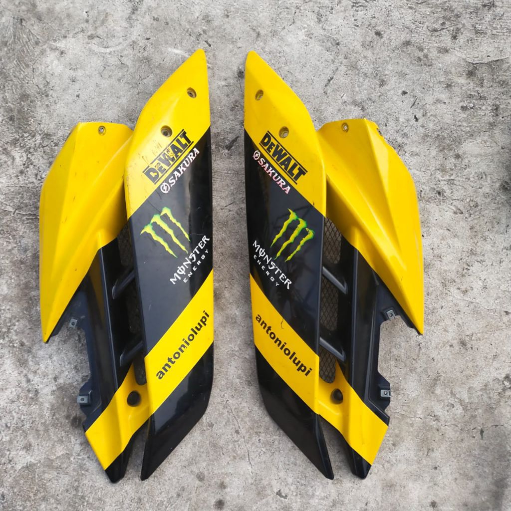 Body Fairing YAMAHA R15V2 OLD Original