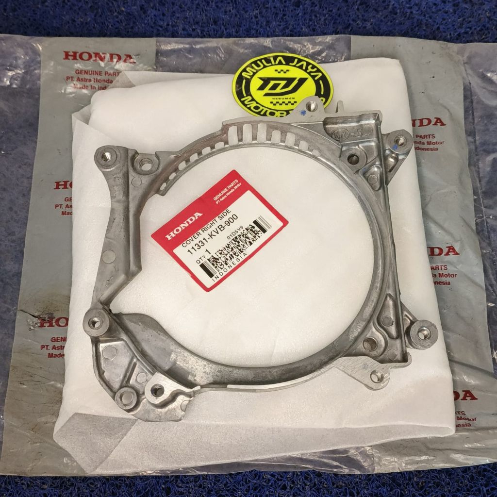 RUMAH DUDUKAN RADIATOR ATAU COVER RIGHT SIDE HONDA VARIO 110 OLD LAMA KARBURASI ORIGINAL AHM 11331-K