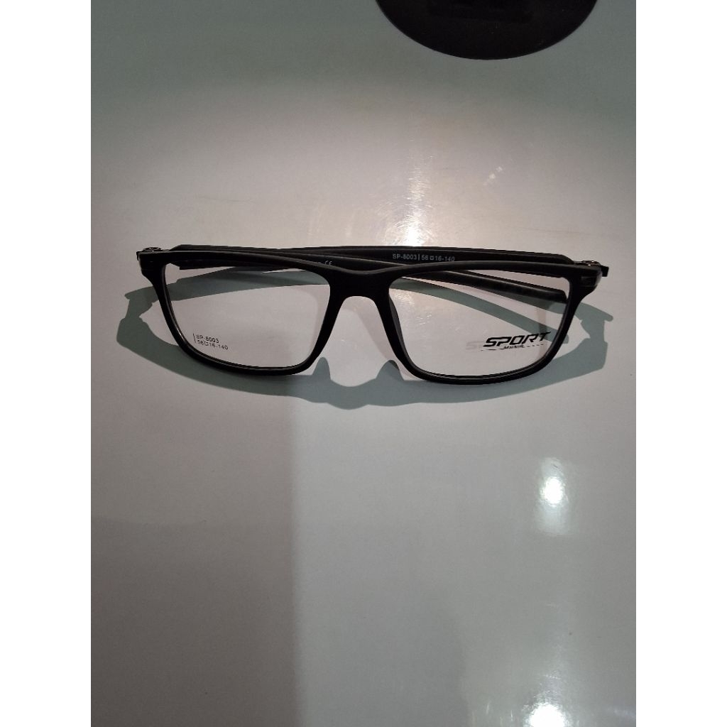 kacamata sport 8003