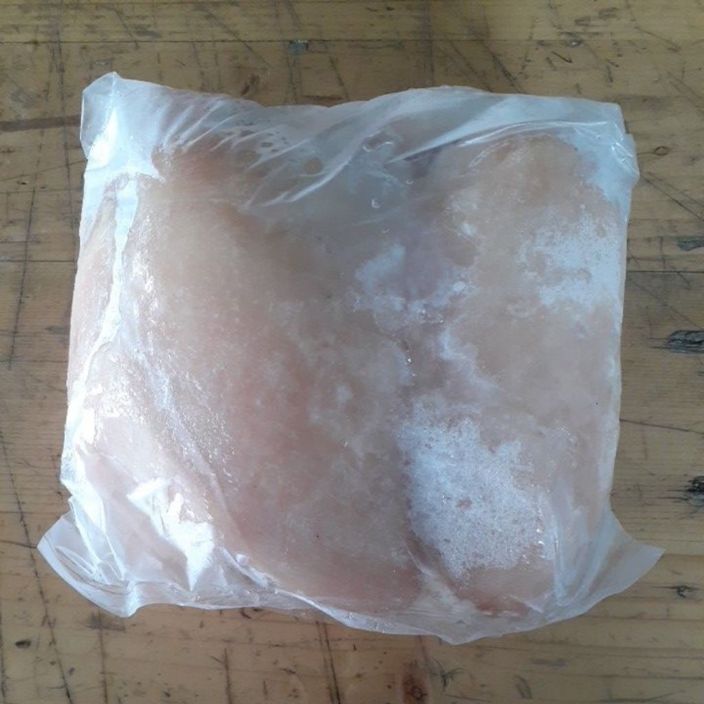 

DADA AYAM FILET 1 KG