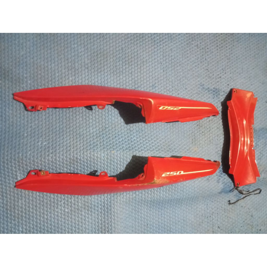Body Belakang YAMAHA R25/MT25