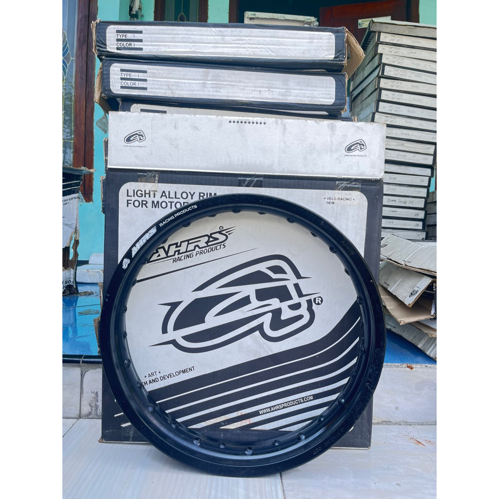 velg AHRS BLACK Ring 17 uk 2.50 hold 28
