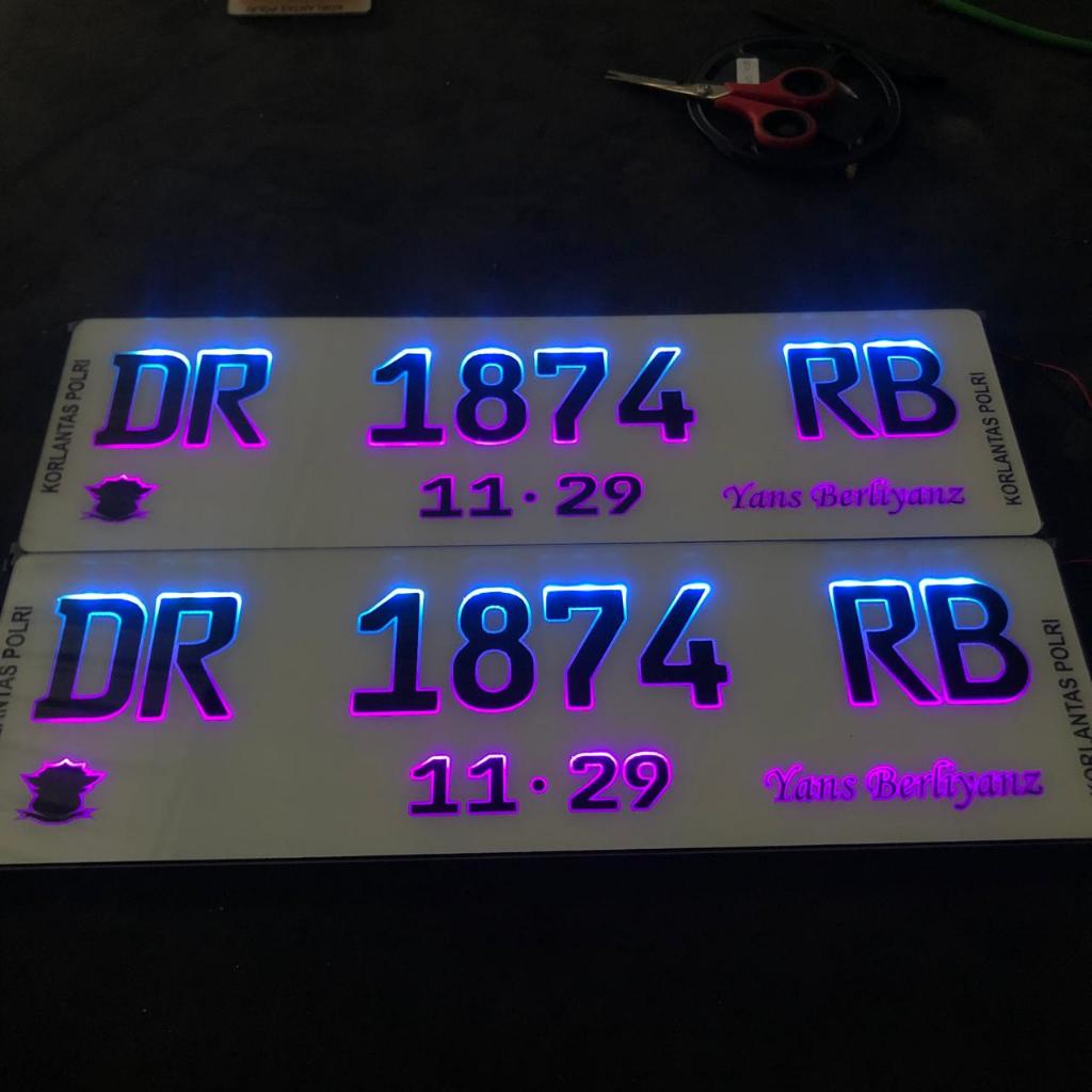 Yougz Rezeky Plat Nomor Mobil Akrilik Timbul Custom / Plat Nomor Akrilik