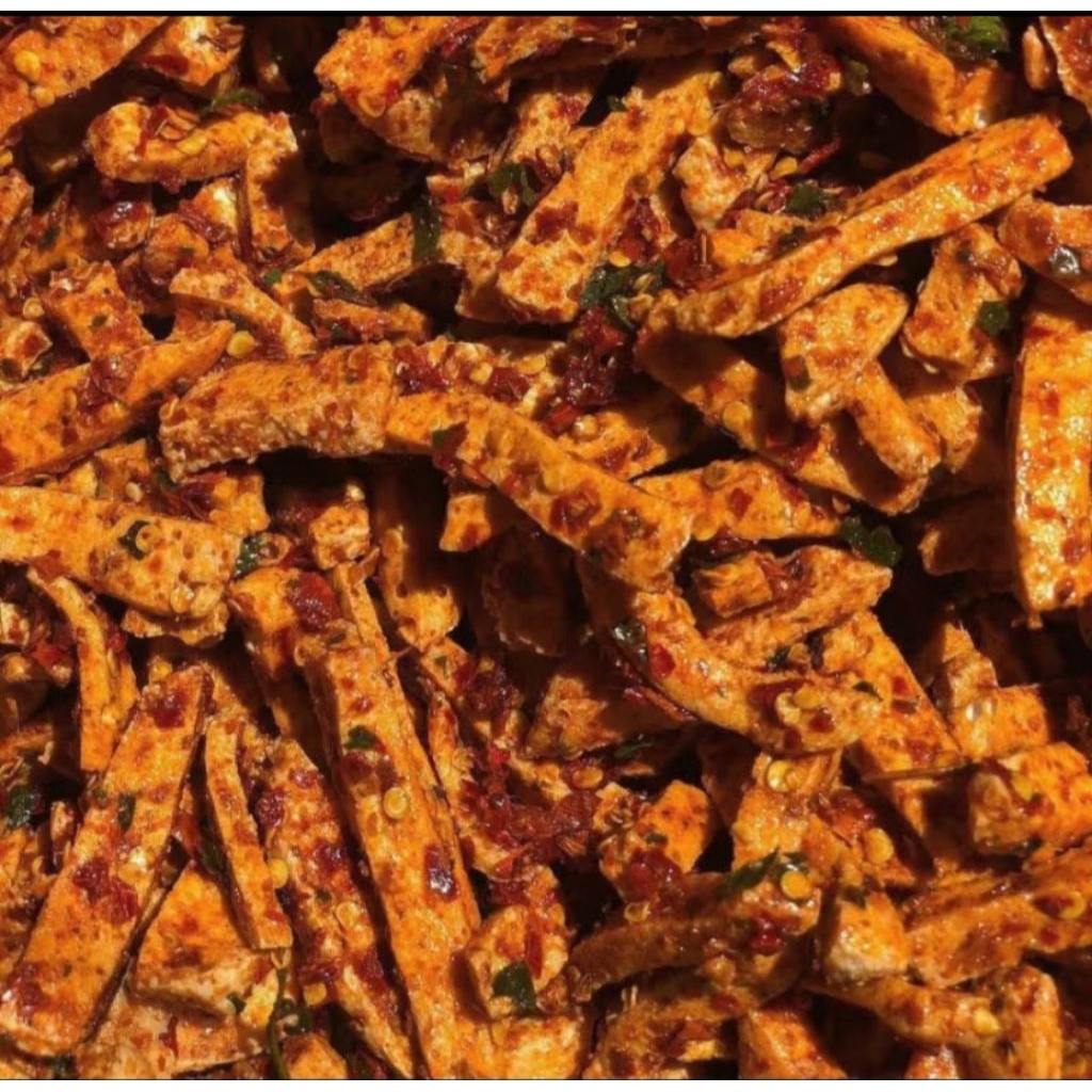 

BASRENG/BASO GORENG PEDAS DAUN JERUK GURIH ASIN KEMASAN KILOAN