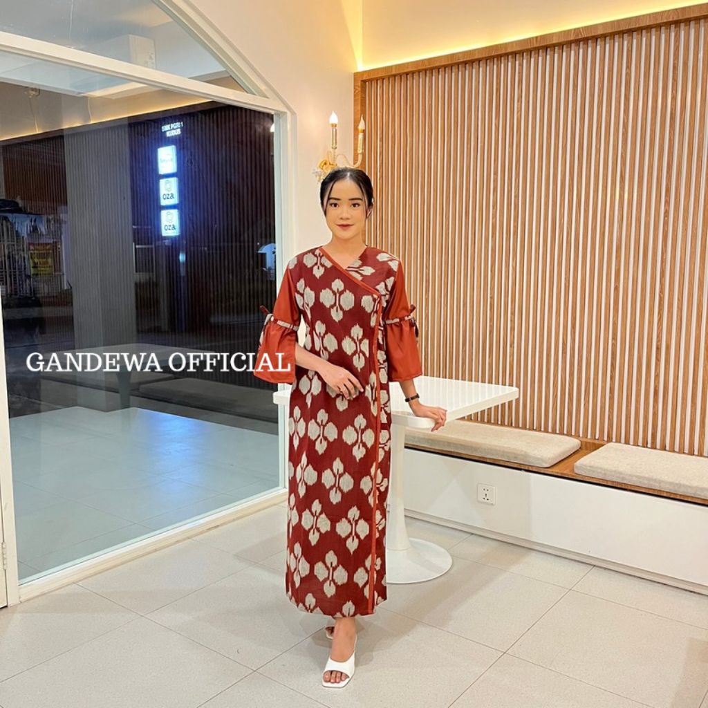 GANDEWA TENUN || MONIC Long Dress Gamis Tenun Blanket Mix Toyobo Etnik Motif Merah Bata