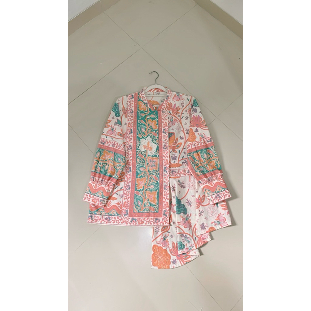atasan batik mahalini