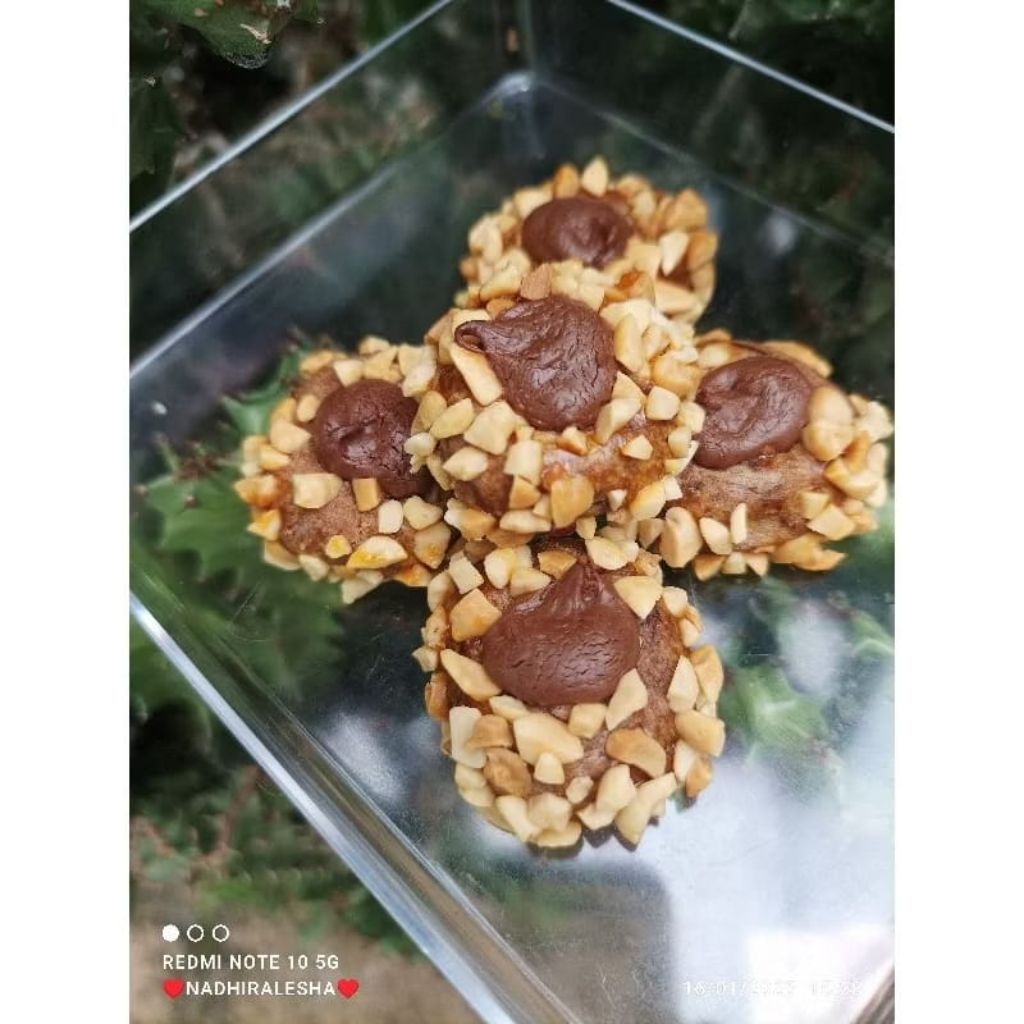 

Cookies thumbprint coklat kacang