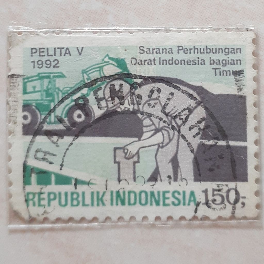 

(ID7) Perangko Indonesia Pelita'92 nominal 150,- Tahun 1992