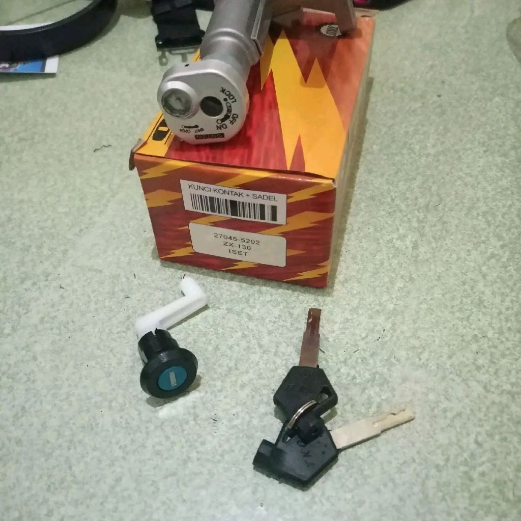 KUNCI KONTAK ZX-130  KEY SET KUNCI JOK SADEL KAWASAKI ZX 130