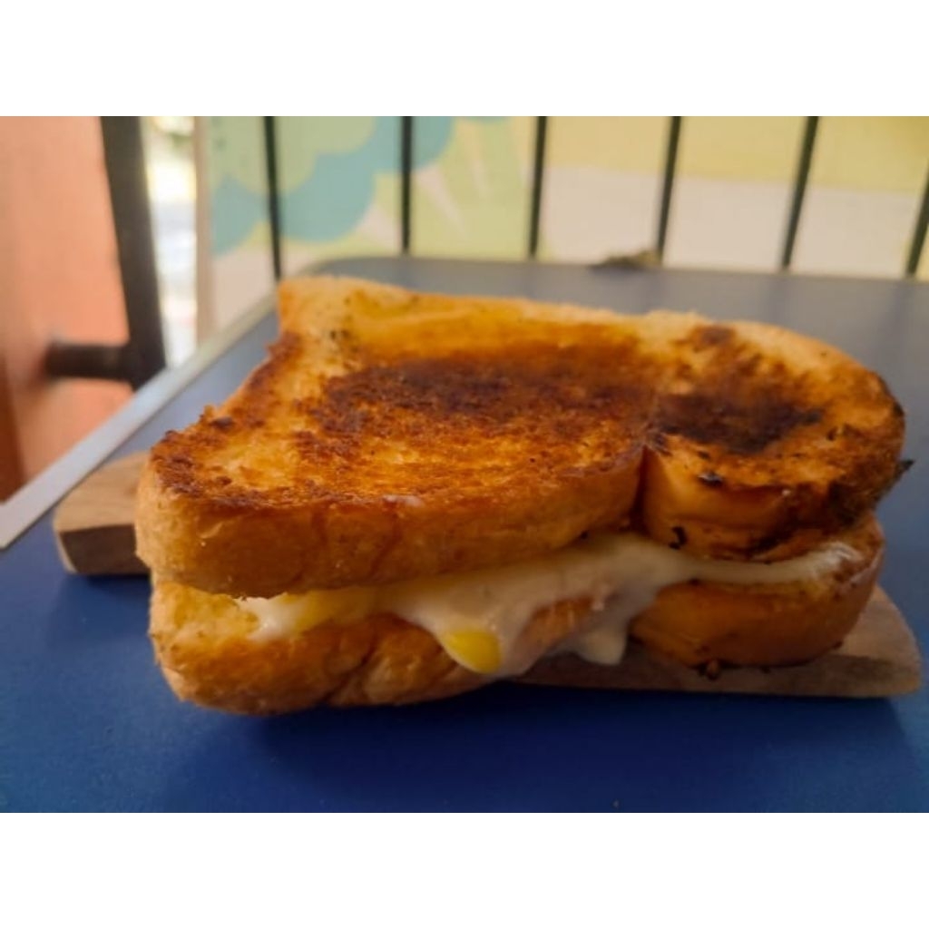 

roti sandwich jasuke (jagung susu keju)