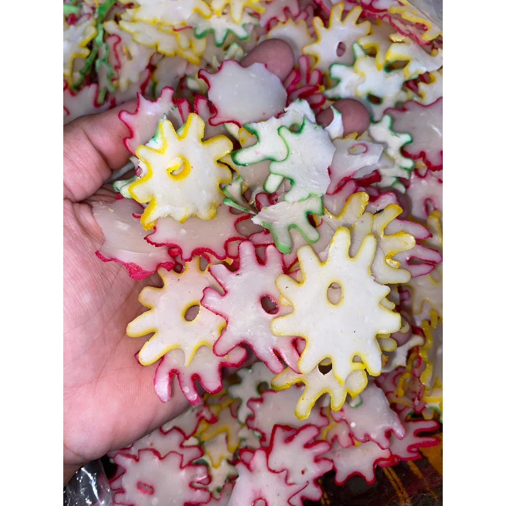 

Kerupuk Tersanjung Mentah 250Gram - Krupuk Mentah Segar