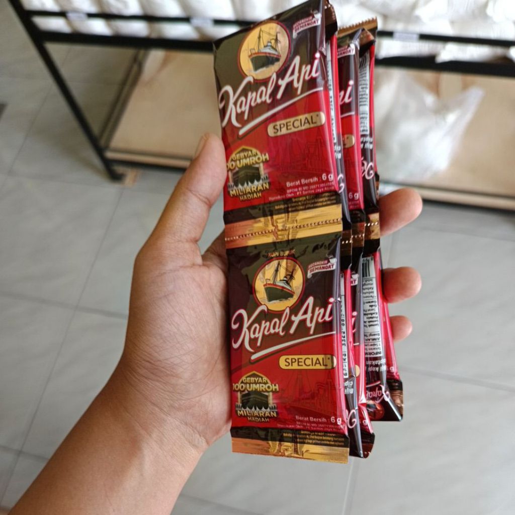 

kopi bubuk kapal api 10pcs 6gr
