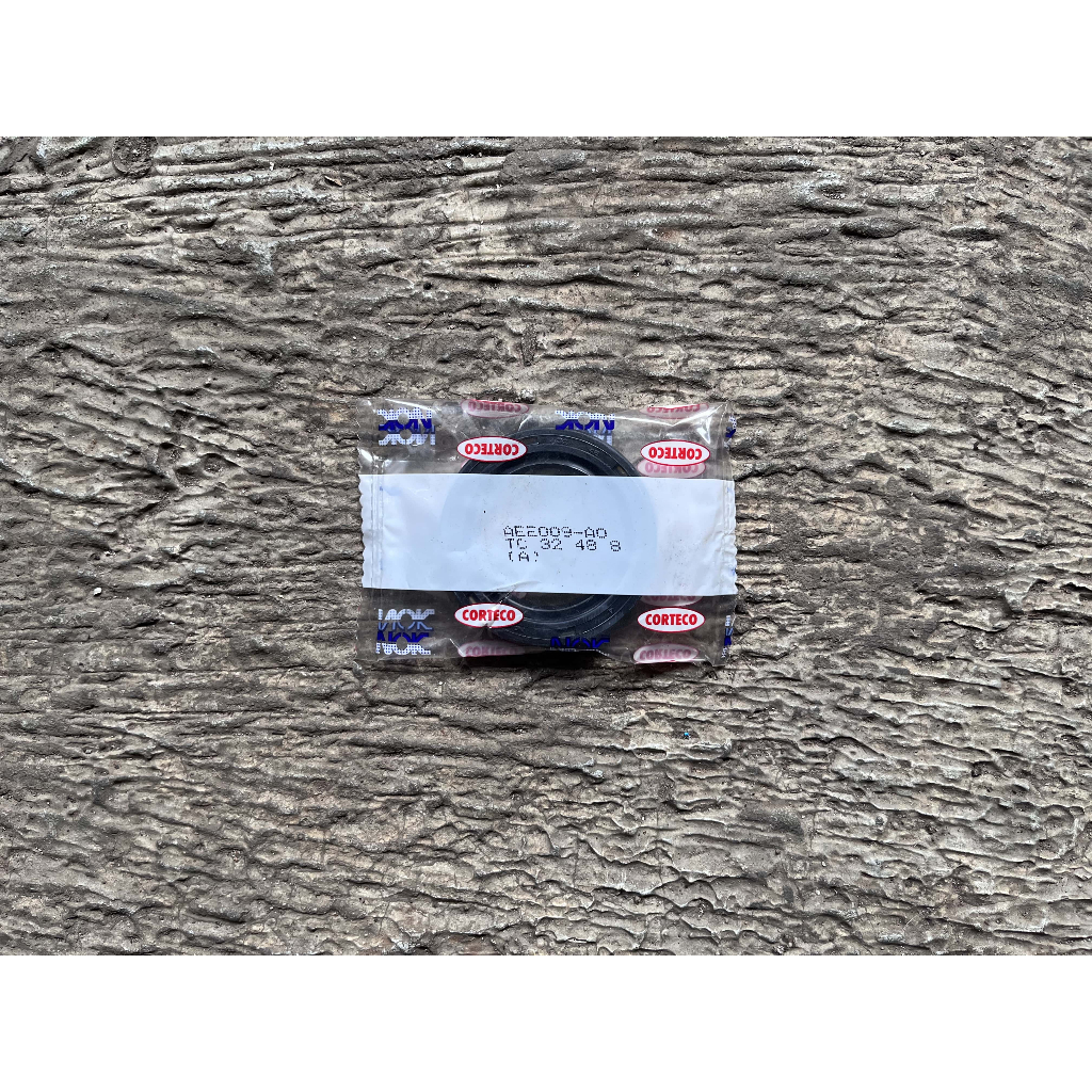 Seal Rear Transmission Case Seal Bak Transmisi Belakang Daihatsu Hijet 1000cc (S-75) Zebra (S-88)(S-