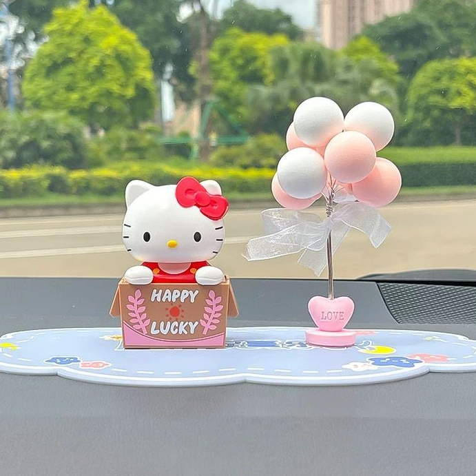 Pajangan Solar Hello Kitty Kimono Bobble Head Solar Goyang Hiasan Dashboard Mobil Hello Kitty Mug