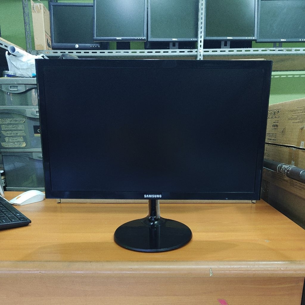 Monitor SAMSUNG 19inch LED Murah like new