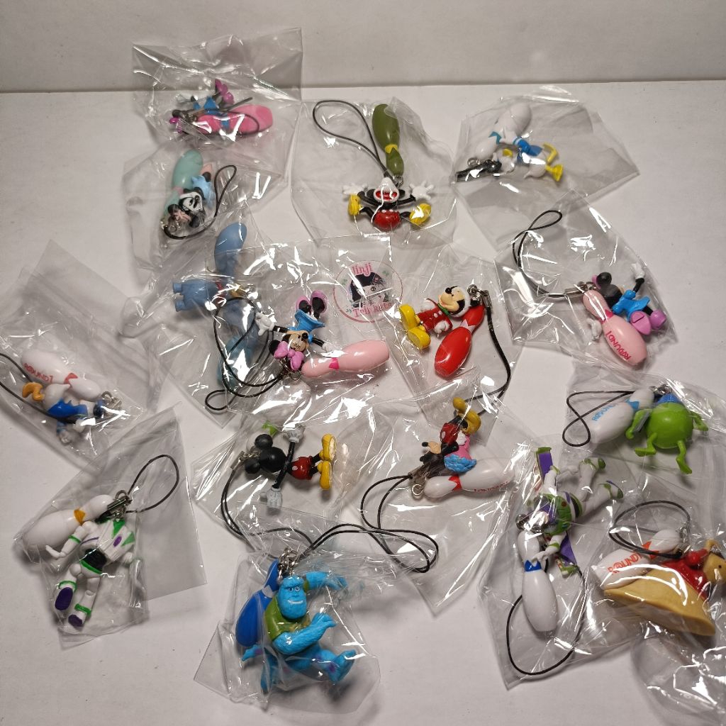 Disney keychain trinkets japan keychain gantungan kunci trap hp lucu cute stuff monster inc mickey m