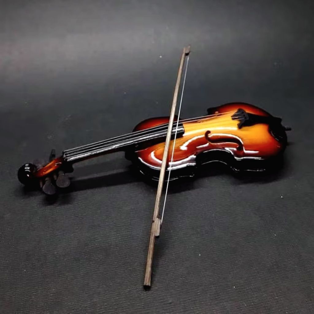 pajangan miniatur alat musik biola