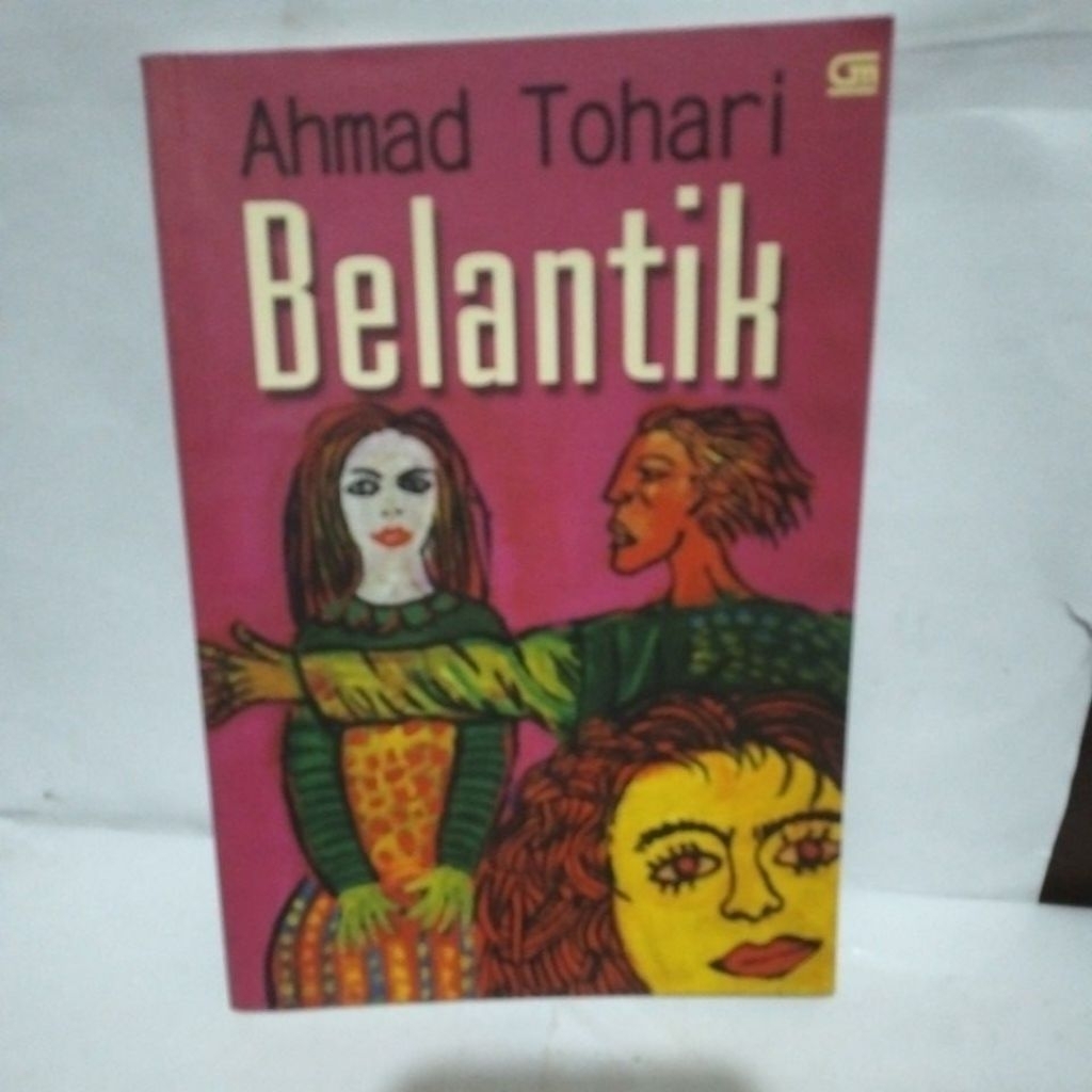 Novel Belantik Ahmad tohari