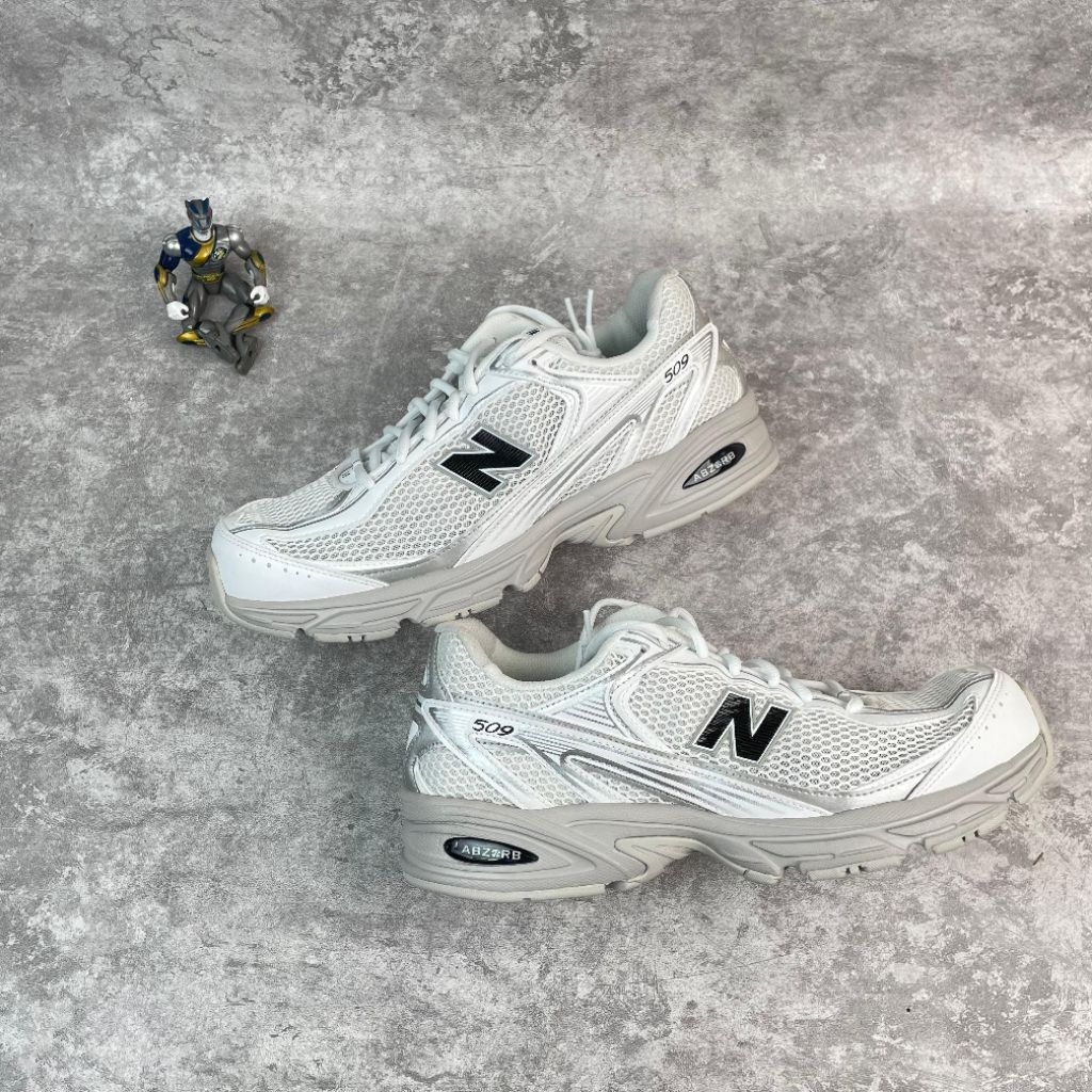 New Balance 509 White Silver Metallic