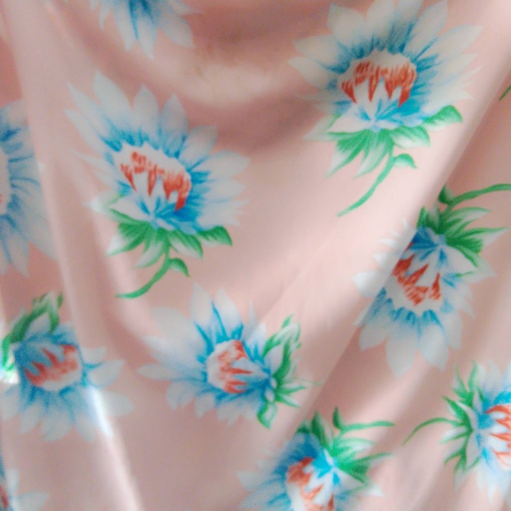 Kain Wolfis Premium Motif Kotak Mini / Bahan Gamis / Baju / Hijab apt