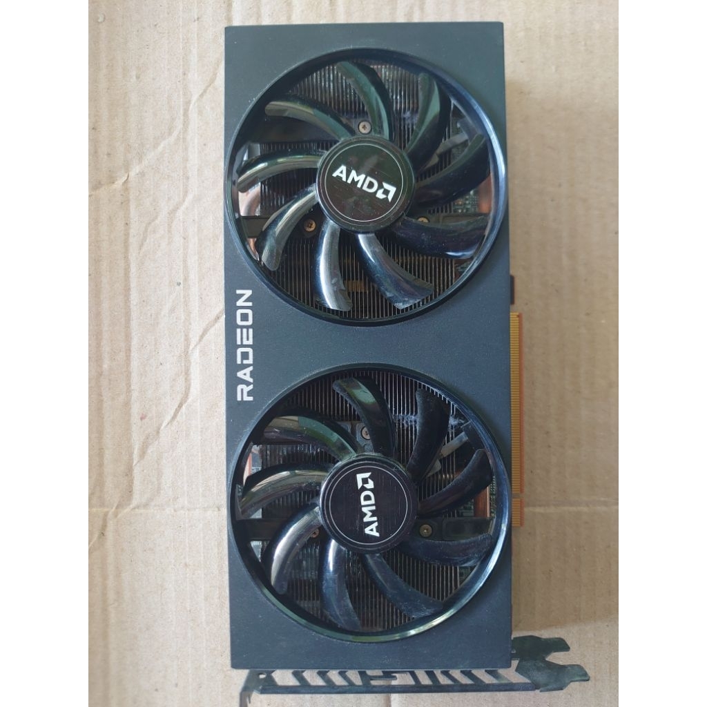 VGA AMD Radeon AXRX6700XT 12GB Bekas kondisi Mati