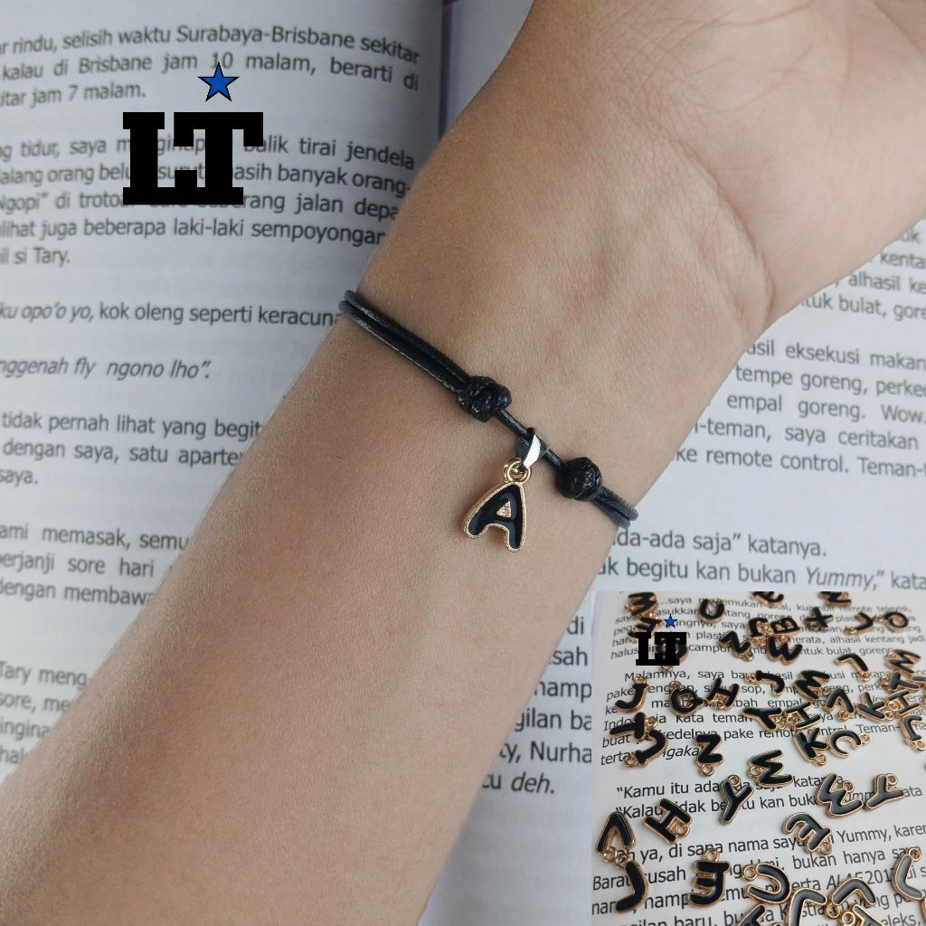 gelang inisial huruf A-Z S2 ll gelang tali hitam liontin inisial huruf A-Z S2