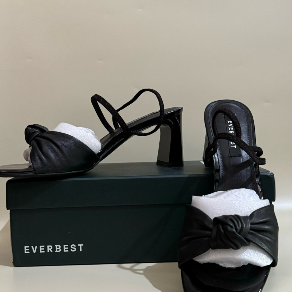Everbest Preloved Heels Hitam