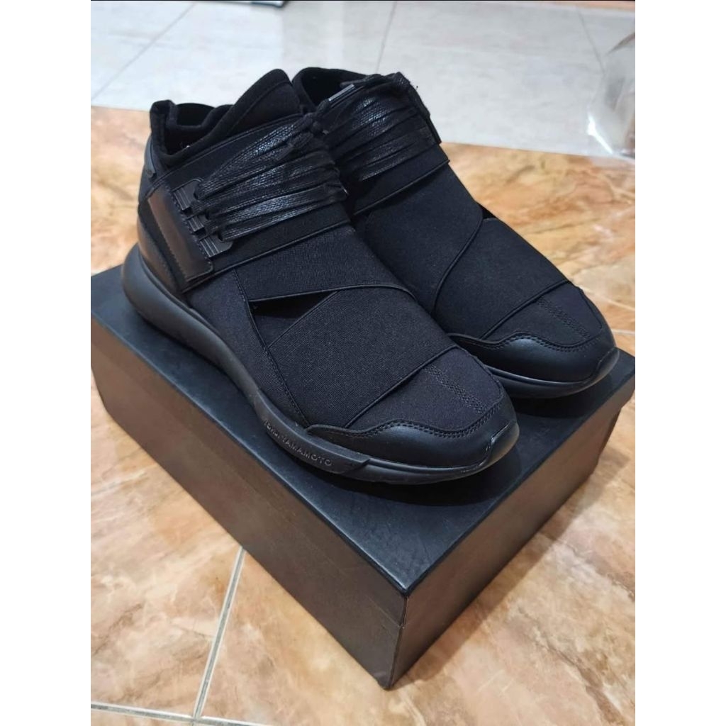 Sepatu Y3 Qasa Second like new