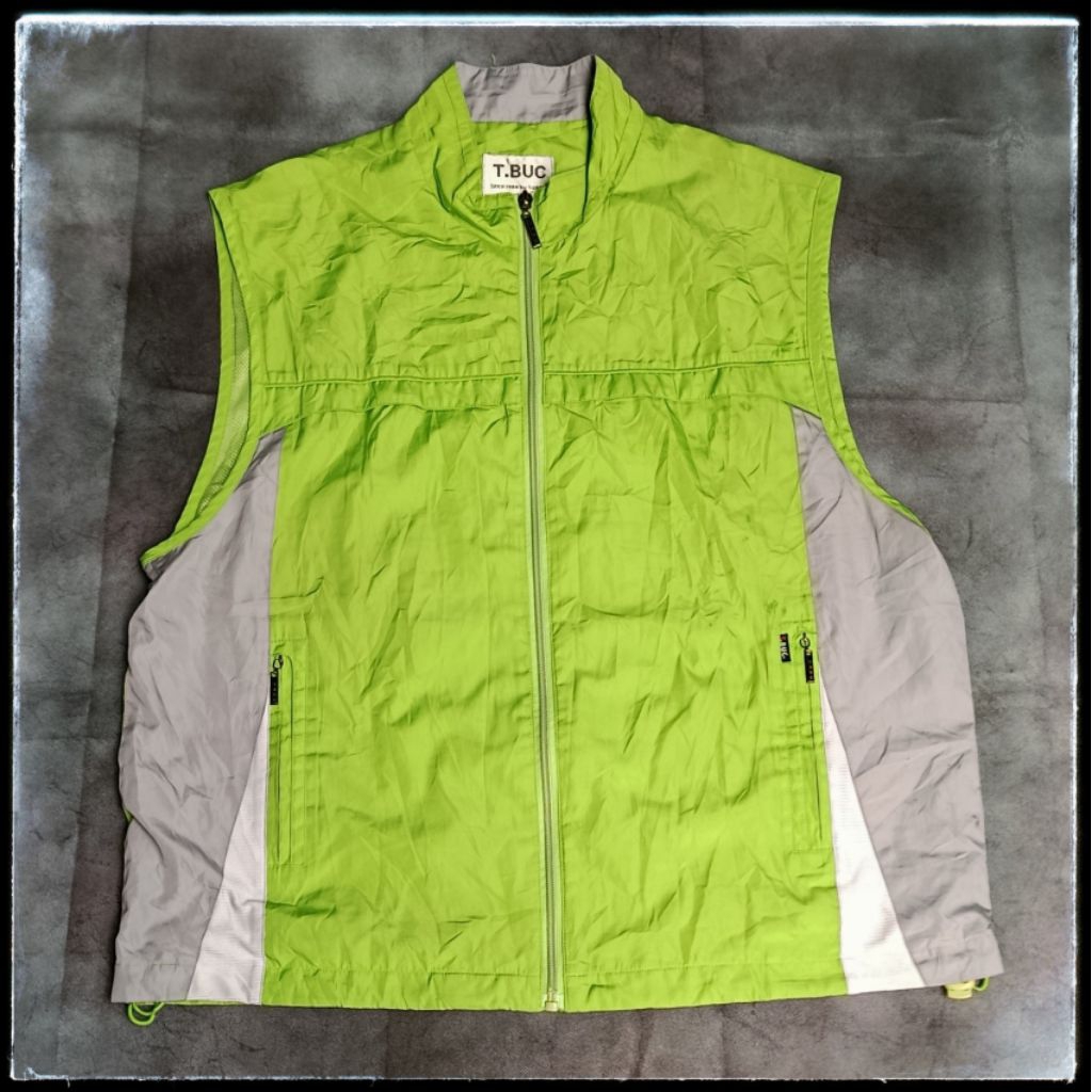 TBUC Vest rompi parasut dobel layer merk T.Buc size XL