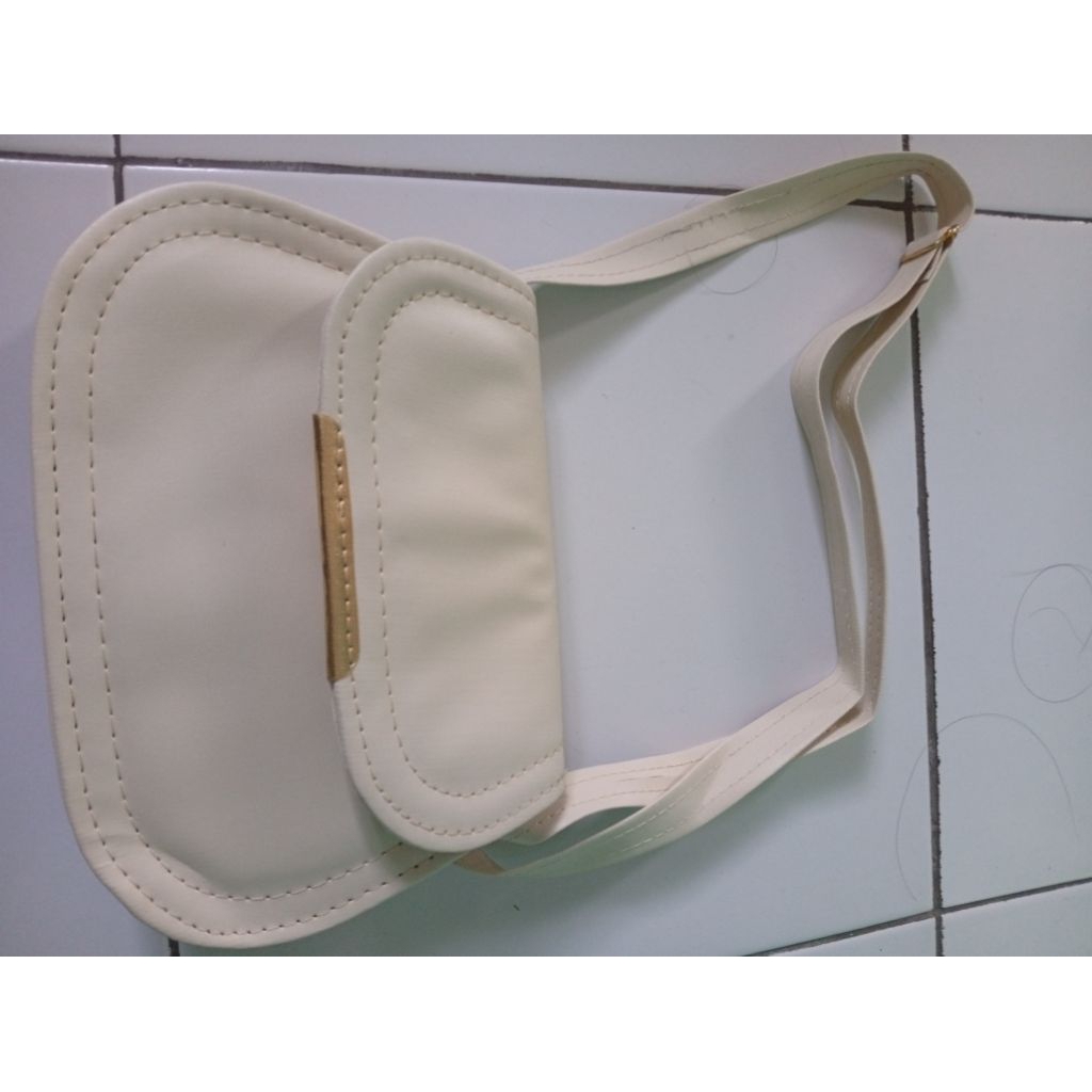 tas putih preloved