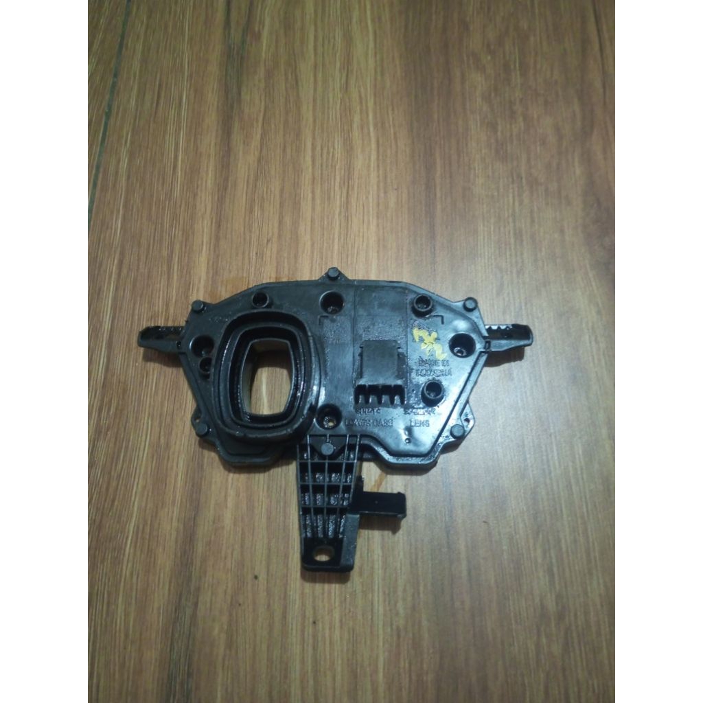 cover bawah speedometer Honda Vario LED new 2018 bekas ori