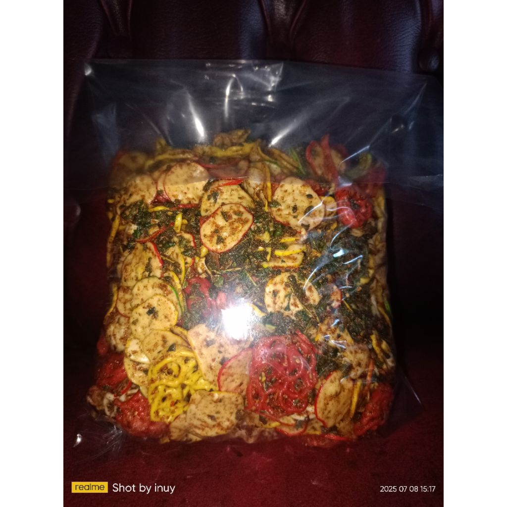 

1 KILO KERUPUK BANTET RAFAEL WARNA WARNI MIX KERUPUK BAWANG WARNA WARNI