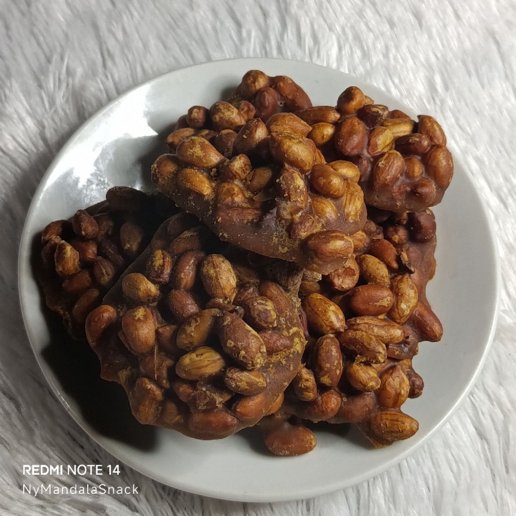 

Ampyang Jahe/Snack Kiloan 250gr (Free Bubble Wrap)