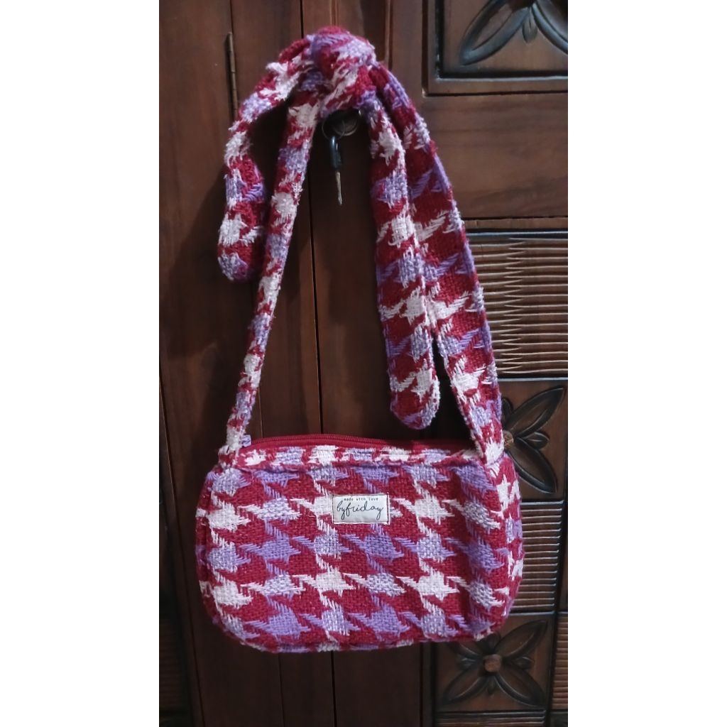 preloved shoulder bag /baguette bag /tas bahu