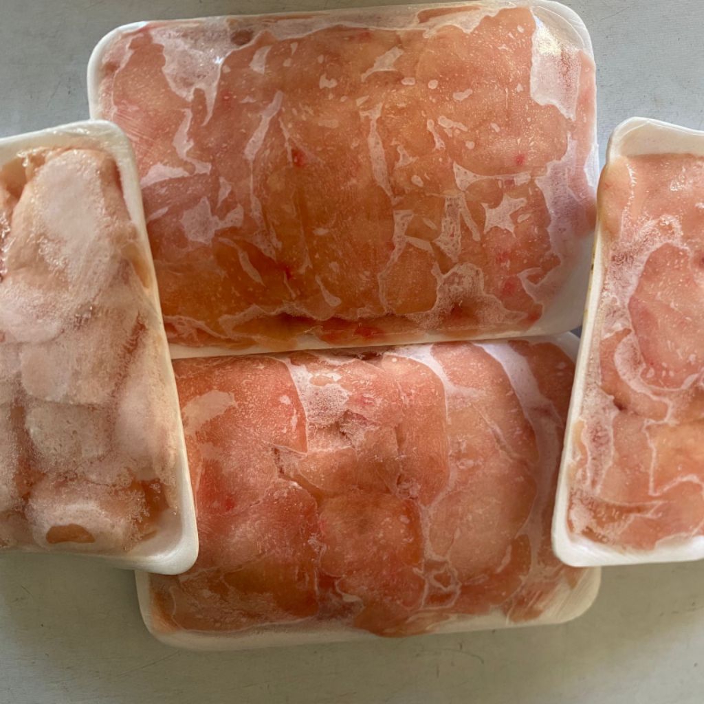 

DAGING DADA AYAM SLICE – 500g